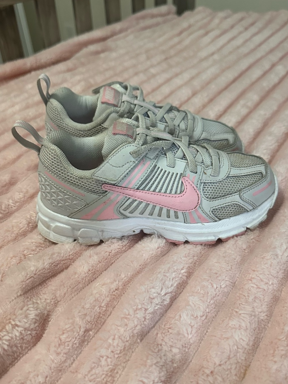 Nike Kids vomero 5